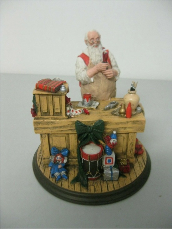 Other - Vintage 1990 Norman Rockwell Heirloom Santa’s Workshop Rhodes Studios.